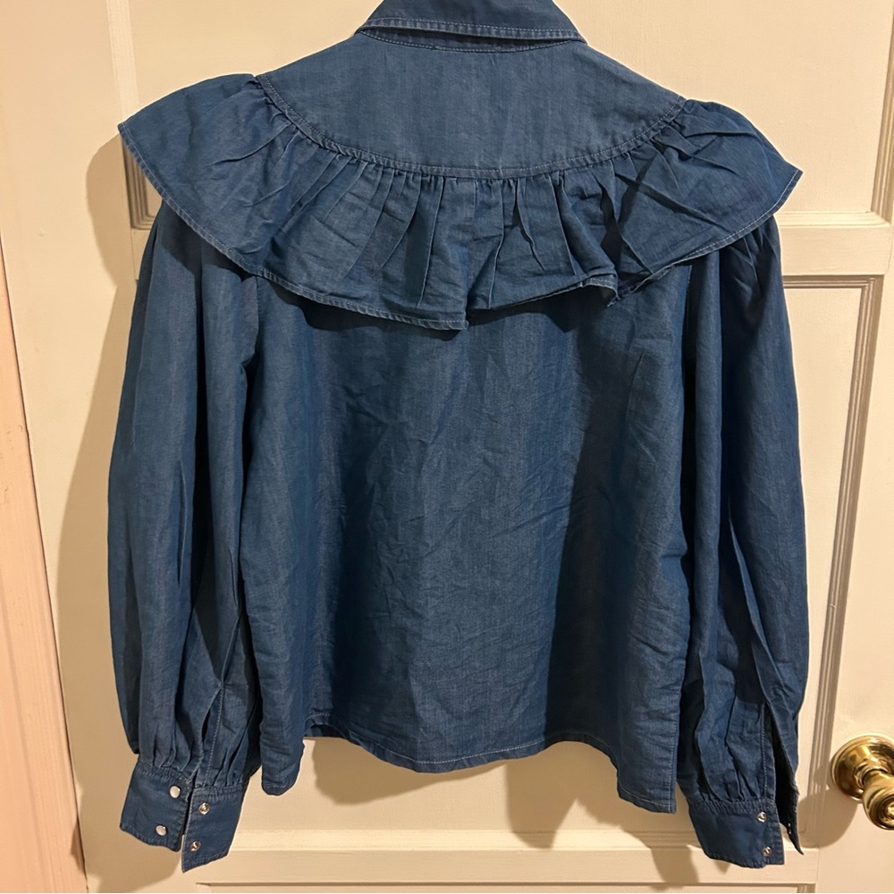 Nasty Gal Denim-like Blue Ruffle Button Up sz 8 - Picture 2 of 7